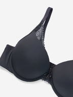 Emanay Noir Lace Underwire Bra