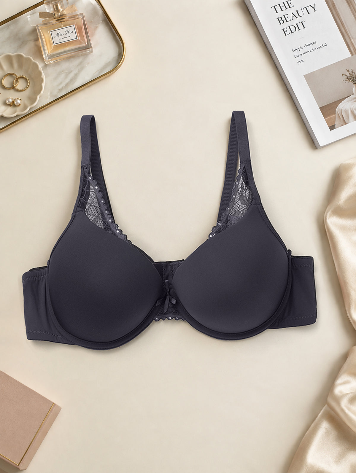 Emanay Noir Lace Underwire Bra