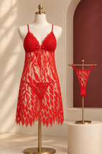 Red lace set ka naya styled preview